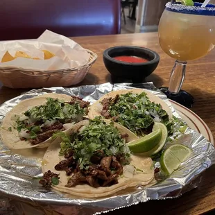 Steak tacos, margarita