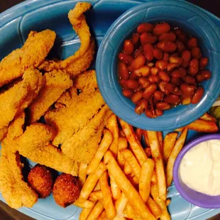 food, chicken wings and fried chicken