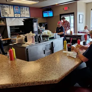 Nice counter seating