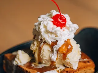 Guy Fieri’s Boston Kitchen + Bar