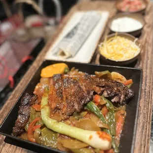 SIZZLING FAJITAS PLATE  - Carne Asada