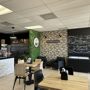 Mika Cafe