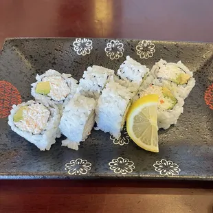 8 Piece California Roll