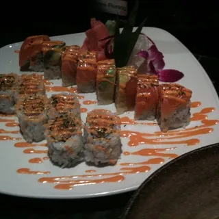 Spicy Salmon Roll