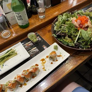 Sashimi salad and salmon x salmon roll