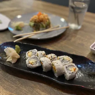 Spicy Scallop Roll