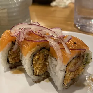 3. Spicy Salmon Roll