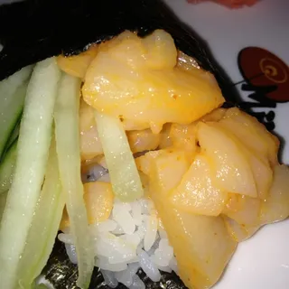 Spicy Scallop Hand Roll