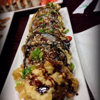 Crunchy Hamachi Roll