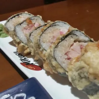 Crunchy Hamachi Roll