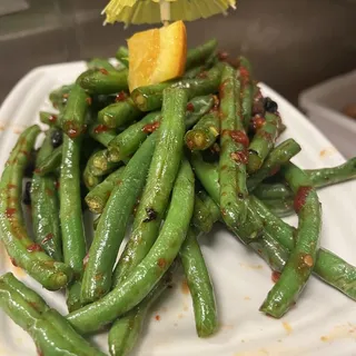 Spicy Garlic Green Beans
