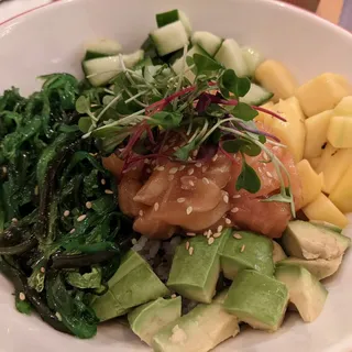 Classic Salmon Poke Bowl