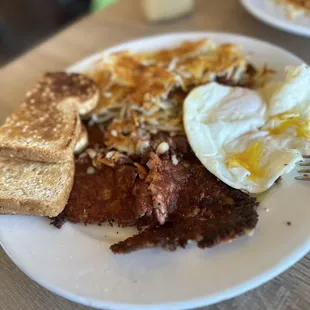 Corned Beef Hash Benedict