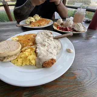 Pulled Pork Benedict