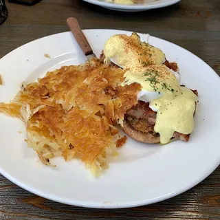 Corned Beef Hash Benedict