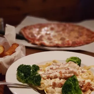 Mike & Angelo's