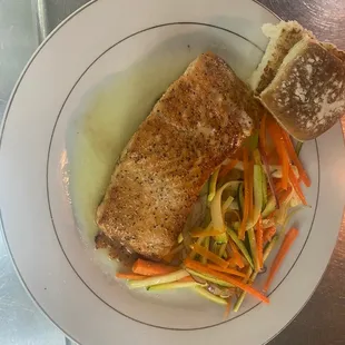 Salmón with veggies