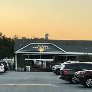 Outside / Exterior of restaurant - standalone building behind Brew Thru in Timbuck II shopping plaza