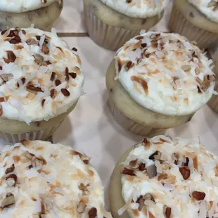 Italian Cream Cupcakes