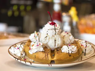 Mike’s Royal Diner