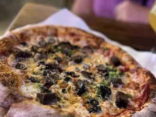 High & Mighty Pizza Joint