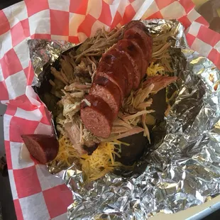 Smoked potato pulled pork, hotlink