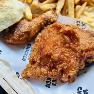 Two piece dark meal