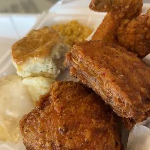 3 piece with creamed corn, mashed potatoes and biscuit.