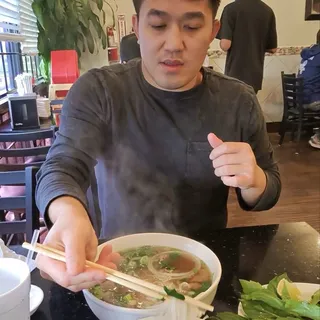 Vu N.