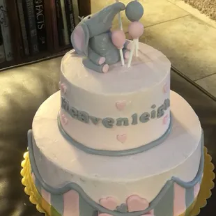 a baby shower cake