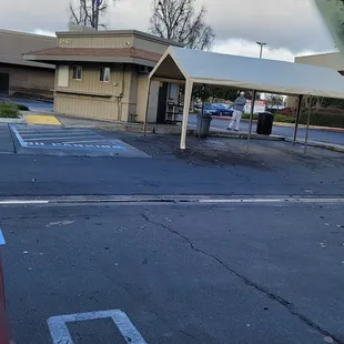 a view of a parking lot