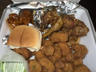 Hugstables Sports Bar & Grill