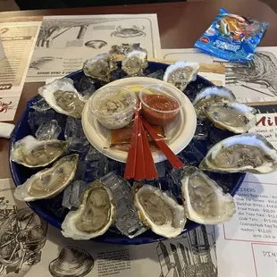 food, mussels, oysters, shellfish, oysters and mussels