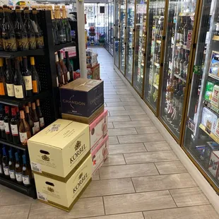 a grocery store aisle