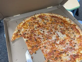 Giant New York Pizza