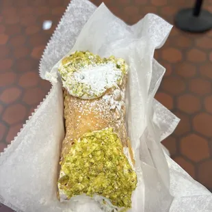 Pistachio Cannoli