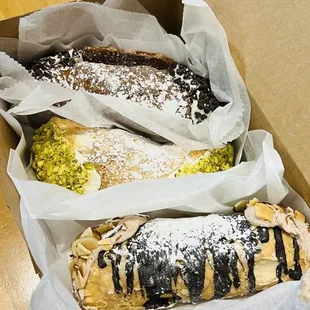 Pistachio Cannoli  Florentine Cannoli Amaretto Cannoli