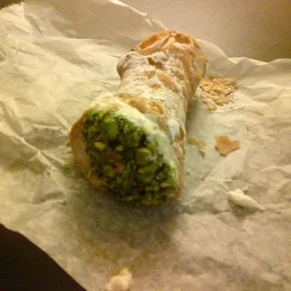 Pistachio Cannoli