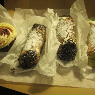 Chocolate Mousse Cannoli