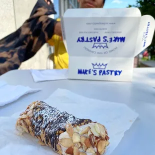 Cannoli Chocolate Mousse Cannoli