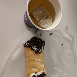 Chocolate Chip Cannoli