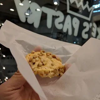 1/2 Pound Pignoli Macaroon