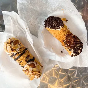 Espresso Cannoli &amp; Amaretto Cannoli