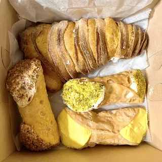 Pecan Caramel cannoli