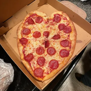 Our heart-shaped pizza for a romantic night in