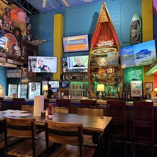 the bar and dining area