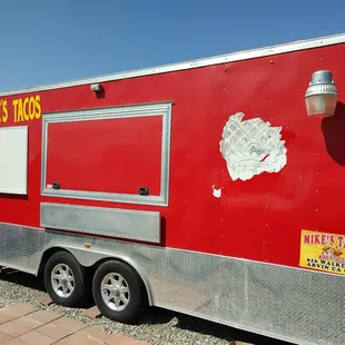 a red food truck