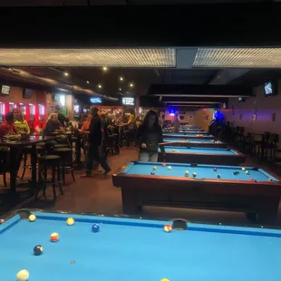 billards tables and pool tables