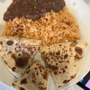 Kid&apos;s quesadilla