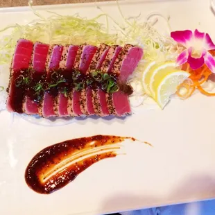 Seated Tuna